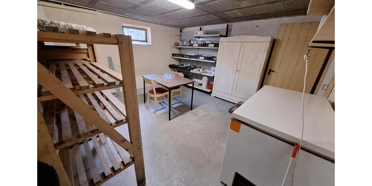 Mehrfamilienhaus, Wohnhaus Villingen-Schwenningen Schwenningen - 8 Zimmer, 202 m&sup2;, 480.000&euro; | Angebot:23593702