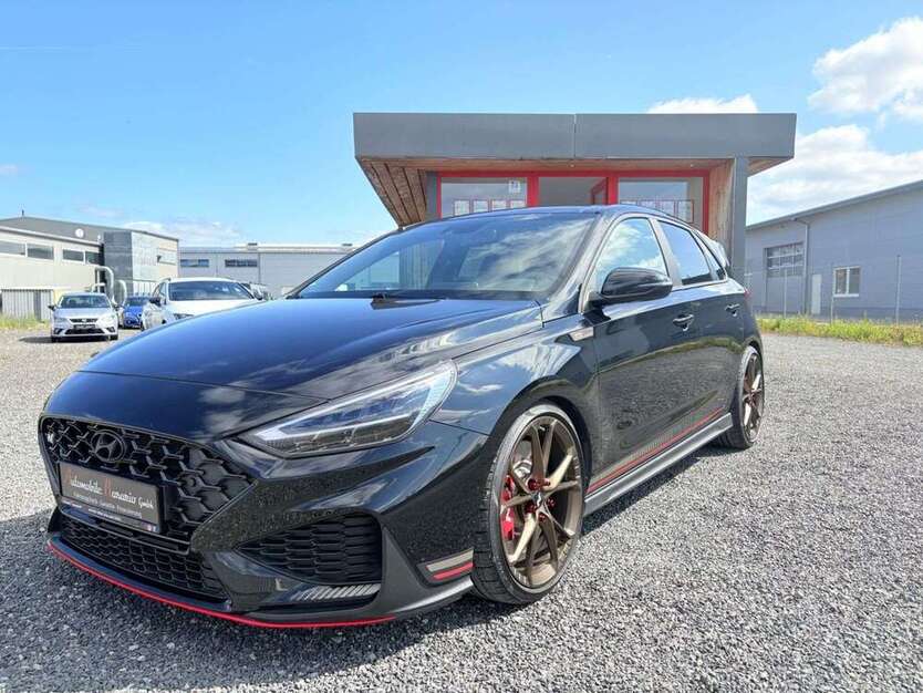 i30