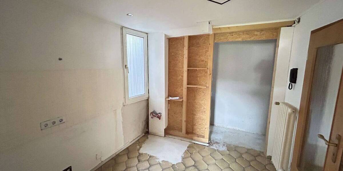 Reihenendhaus Diemelstadt-Wrexen Wrexen - 7 Zimmer, 159 m&sup2;, 125.000&euro; | Angebot:26257921