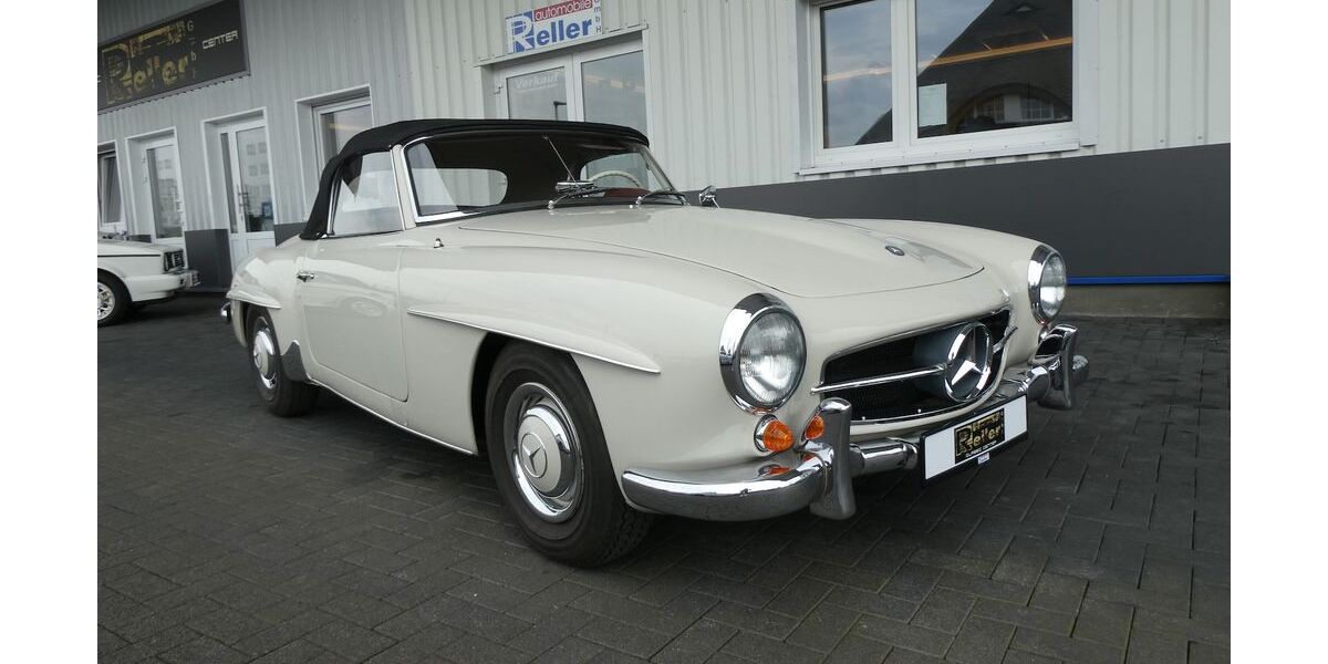 Mercedes-Benz 190 9.735 km 114.900 &euro; Paderborn 33106