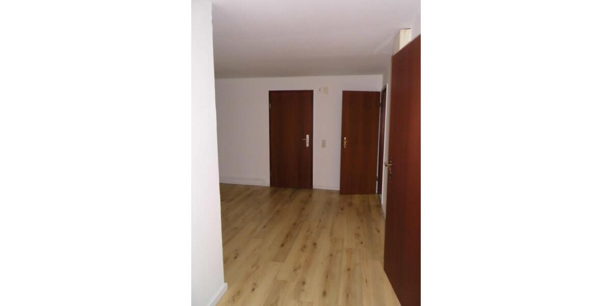 Etagenwohnung Neu Kaliß - 3 Zimmer, 87 m&sup2;, 391&euro; | Angebot:25438858