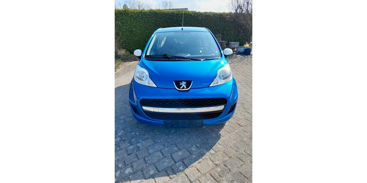 Peugeot 107 112.559 km 1.850 &euro; Brandenburg an der Havel 14772