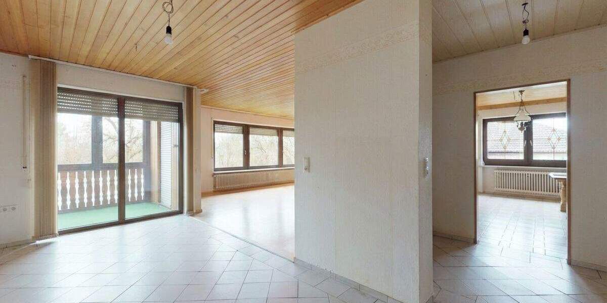 Etagenwohnung Bad Windsheim / Wiebelsheim Bad Windsheim - 5 Zimmer, 180 m&sup2;, 239.000&euro; | Angebot:25732872