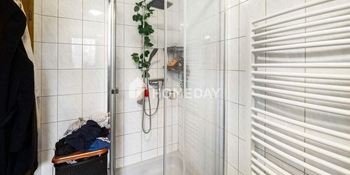 Einfamilienhaus Dingolfing - 9 Zimmer, 212 m&sup2;, 585.000&euro; | Angebot:25702897