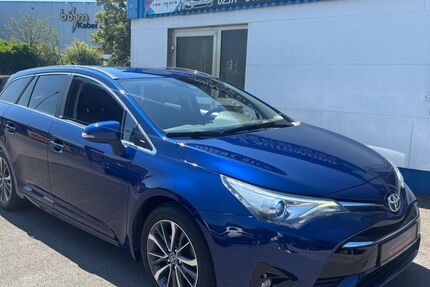 Toyota Avensis 81.969 km 14.999 &euro; Iserlohn 58640