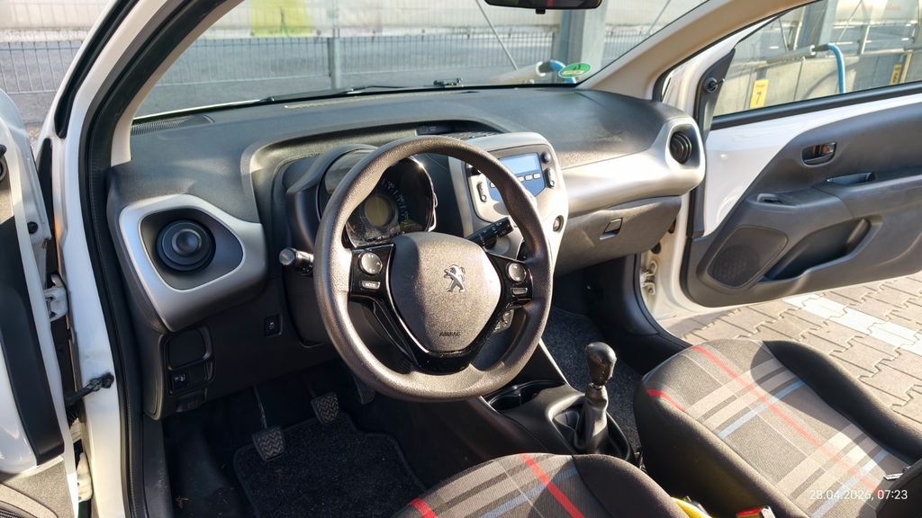 Peugeot 108 74.800 km 5.050 &euro; Wülfrath 42489
