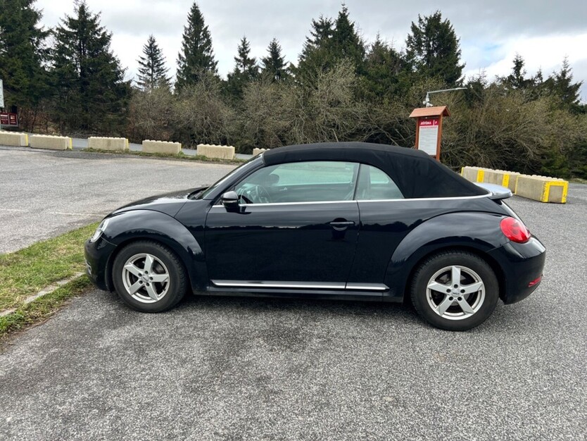 VW Beetle Cabriolet 138.000 km 13.900 € Dresden 01067