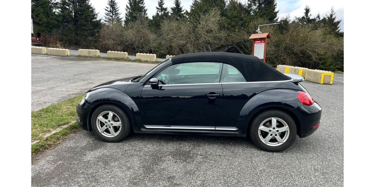 VW Beetle Cabriolet 162.000 km 13.900 &euro; Dresden 01067