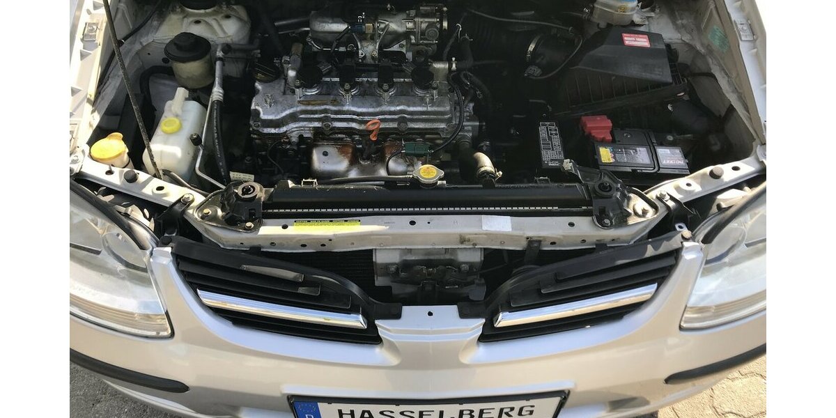 Nissan Almera Tino Luxury für kleines Geld 189.500 km 1.499 &euro; Hamburg 22339