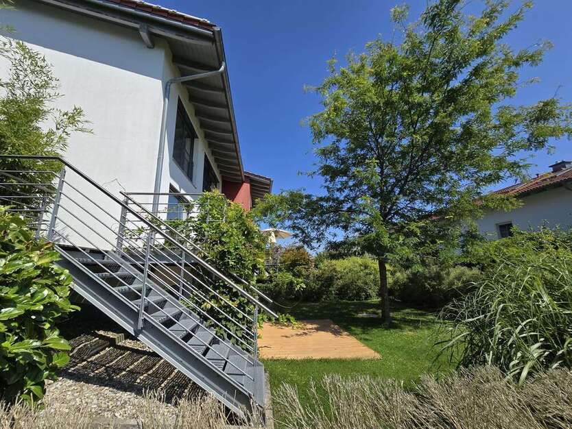 Haus zum Mieten in Mühldorf a. Inn 1.985 € 183 m²