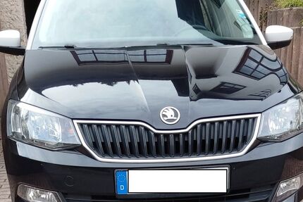 Skoda Fabia 192.000 km 5.900 &euro; Steinwiesen 96349
