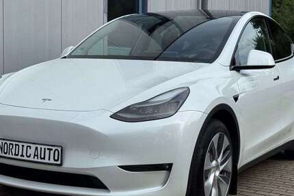 Tesla Model Y 25.500 km 39.995 &euro; Güstrow 18273