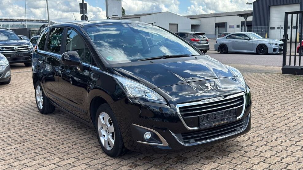 Peugeot 5008 189.000 km 5.999 € Saarlouis 66740