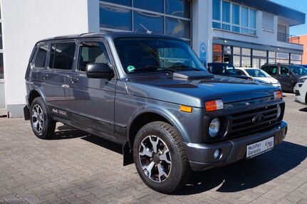 Lada Urban