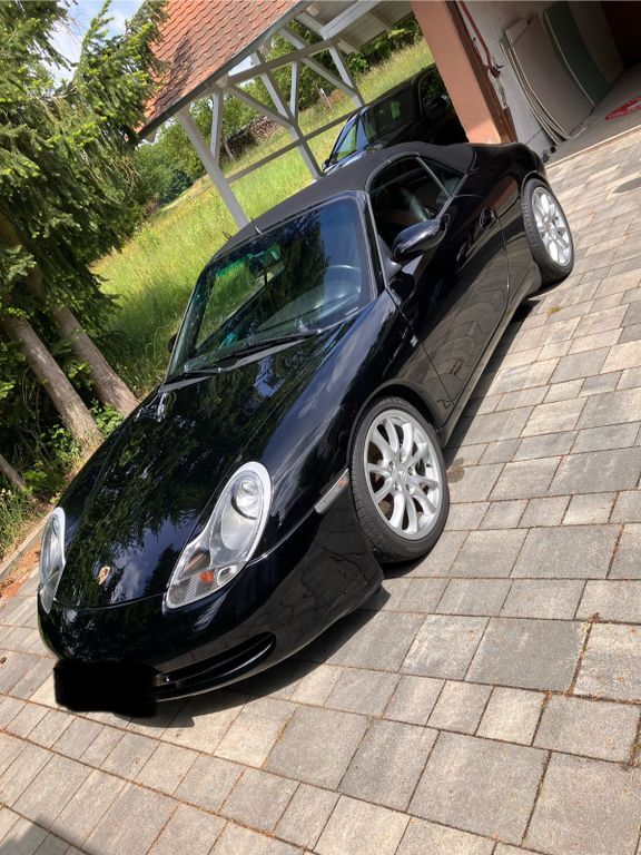 996
