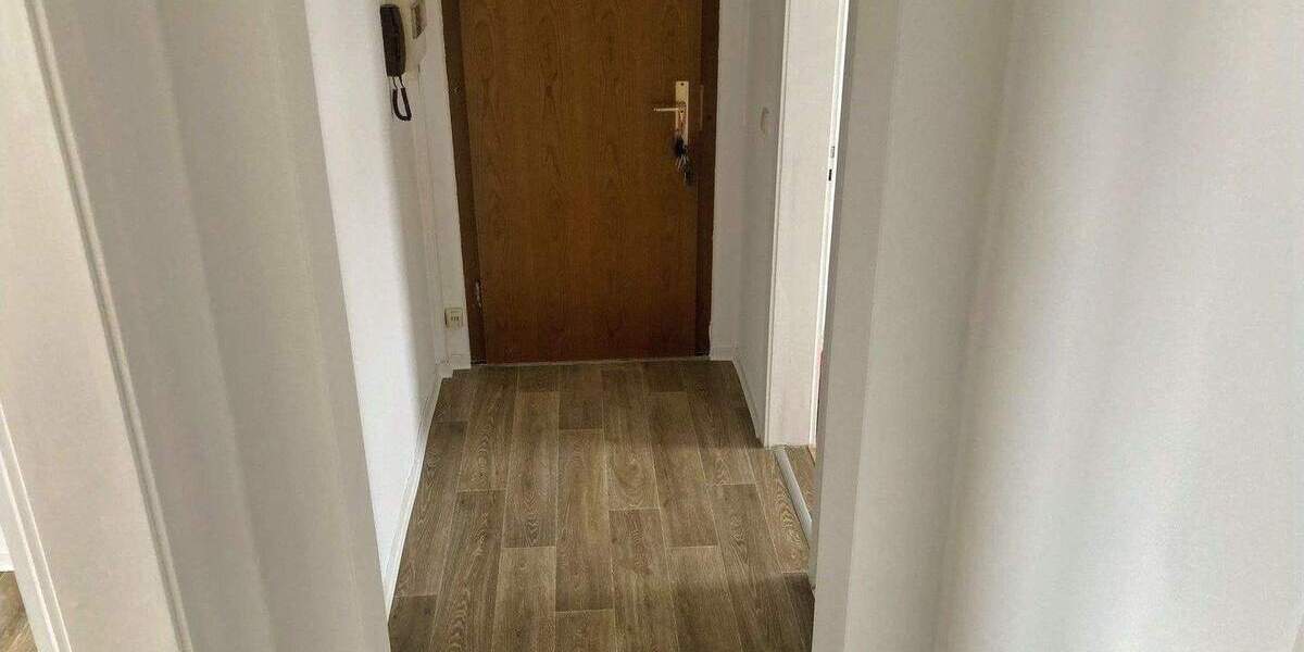 Etagenwohnung Wallhausen - 2 Zimmer, 53 m&sup2;, 45.000&euro; | Angebot:25744028