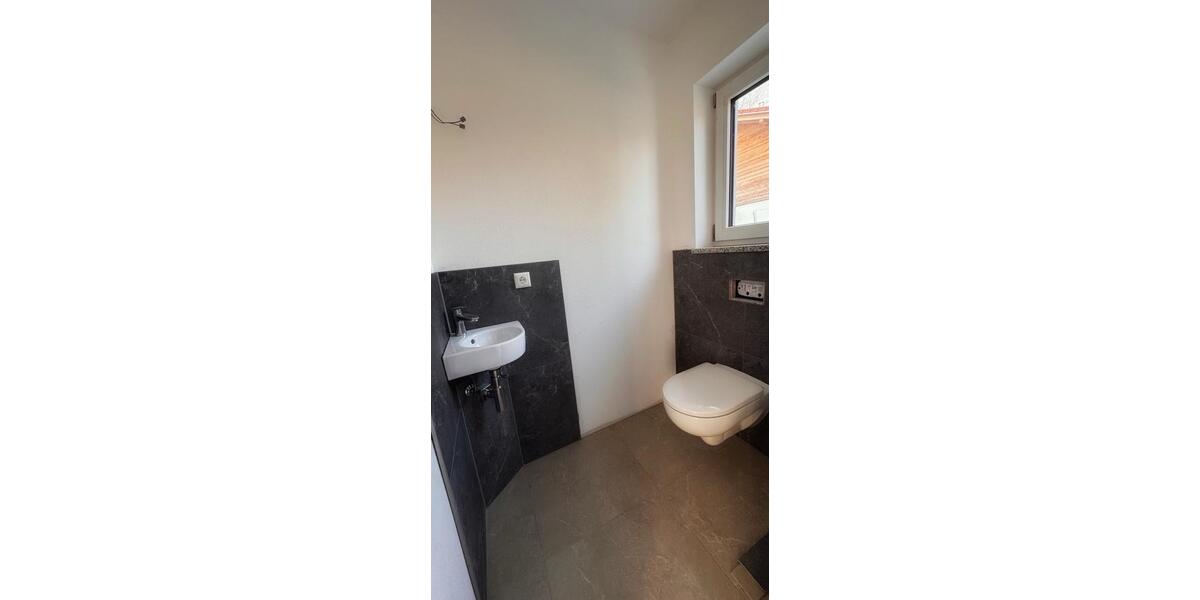 Doppelhaushälfte Wolfratshausen - 5 Zimmer, 164 m&sup2;, 2.880&euro; | Angebot:25349862