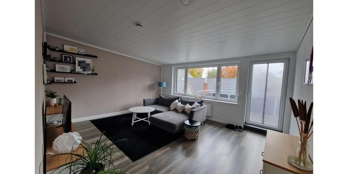 Etagenwohnung Rastede - 4 Zimmer, 125 m&sup2;, 950&euro; | Angebot:25430107