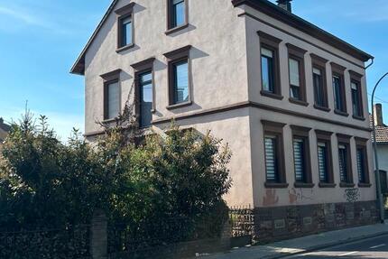 Haus Neunkirchen Heinitz - 6 Zimmer, 220 m&sup2;, 384.500&euro; | Angebot:26437092