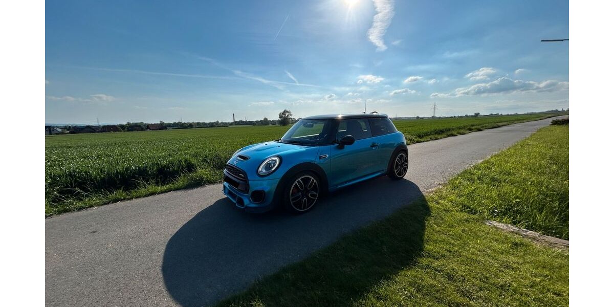Mini John Cooper Works 123.262 km 15.999 &euro; Sachsenhagen 31553