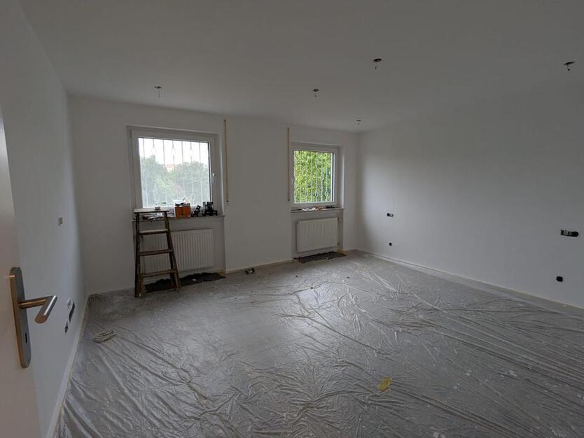 Schönes Haus am Ortsrand von Reichenbach, großes Grundstück zimmer