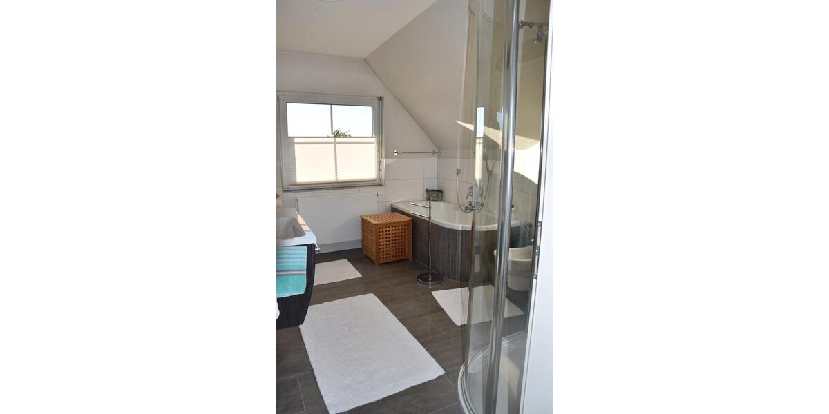Einfamilienhaus Helmstedt - 5 Zimmer, 140 m&sup2;, 355.000&euro; | Angebot:26711167