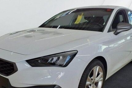 Seat Leon 17.450 km 29.490 € Braunschweig 38114
