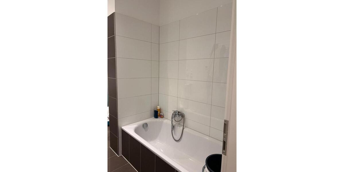 Etagenwohnung Hattingen - 5 Zimmer, 125 m&sup2;, 1.250&euro; | Angebot:24344944