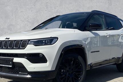Jeep Compass 67.040 km 25.938 &euro; Gettorf / Kiel 24214