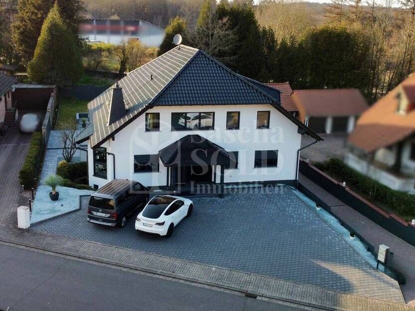 Luxuriöses Mehrgenerationenhaus in Kirkel-Neuhäusel