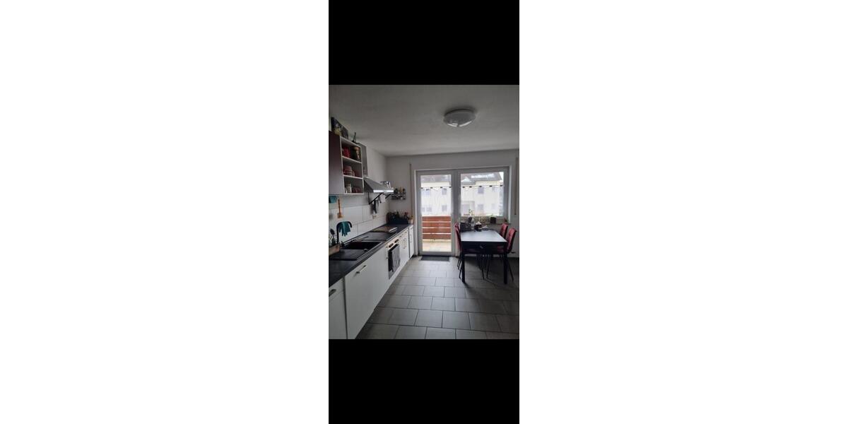 Etagenwohnung Gunzenhausen - 3 Zimmer, 75 m&sup2;, 650&euro; | Angebot:25396635