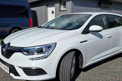 Renault Megane 30.148 km 9.990 € Nordhausen 99734