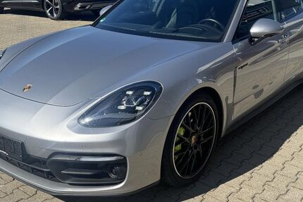 Porsche Panamera 42.000 km 92.690 € Heroldstatt 72535