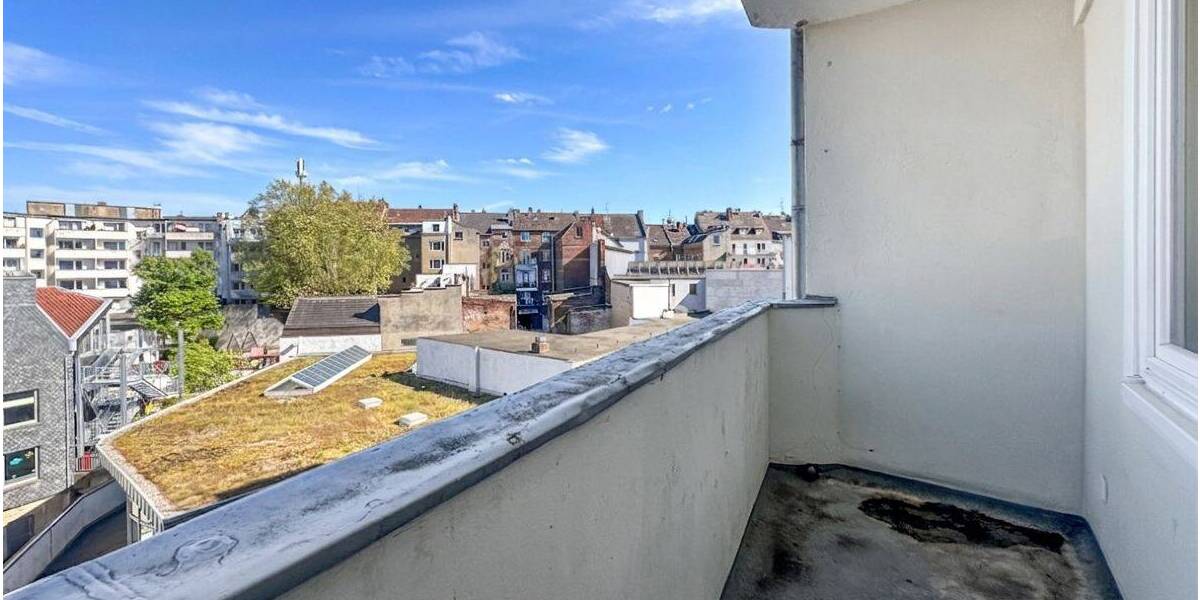 Etagenwohnung Düsseldorf Stadtmitte - 3 Zimmer, 74 m&sup2;, 1.125&euro; | Angebot:26359893