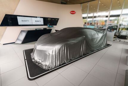 Bugatti Chiron 1.231 km 5.533.500 &euro; Düsseldorf 40233
