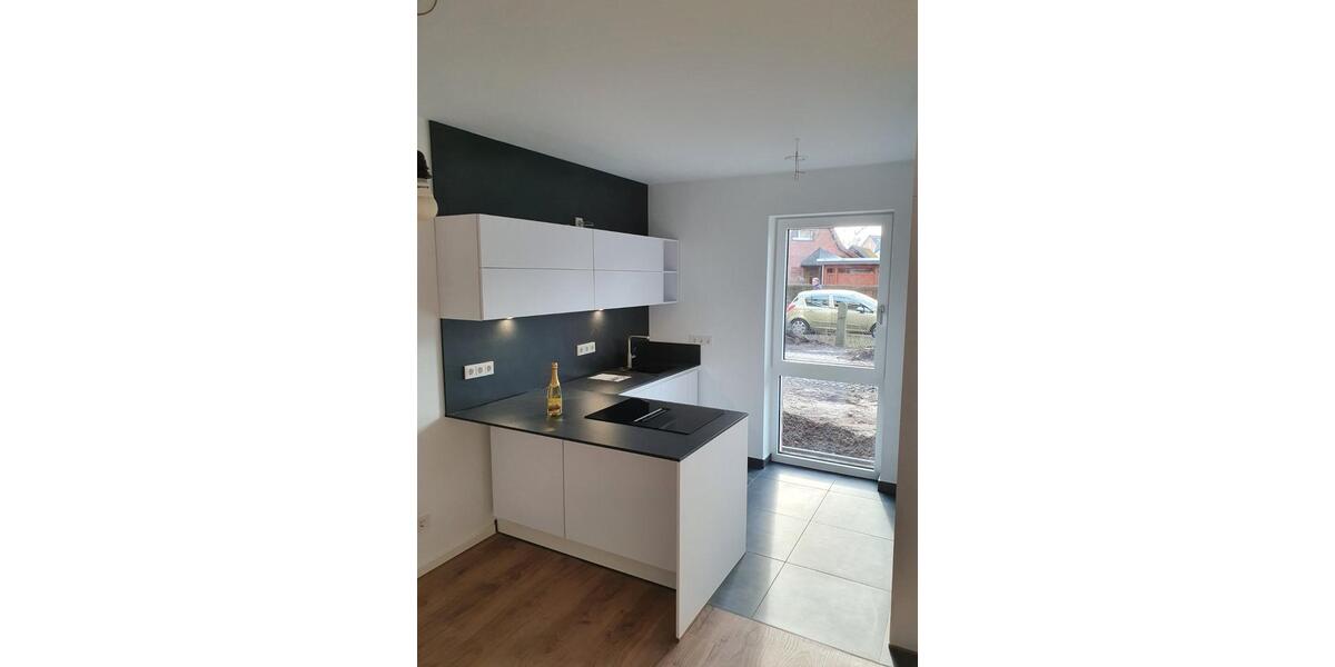 Erdgeschoßwohnung Hambühren - 2.5 Zimmer, 73 m&sup2;, 1.000&euro; | Angebot:26342175