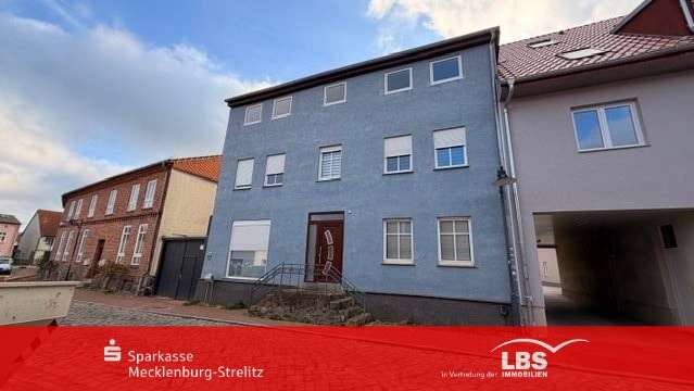 Haus zum Kaufen in Burg Stargard 170.000 € 283 m² 12 zimmer