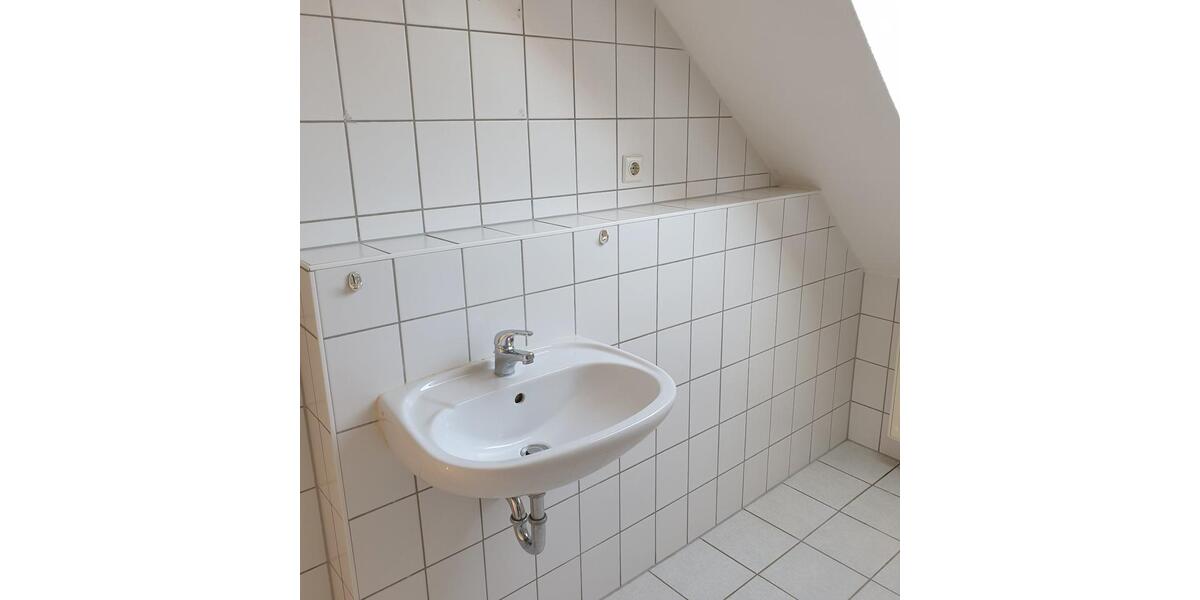 Dachgeschoßwohnung Kemberg - 3 Zimmer, 77 m&sup2;, 482&euro; | Angebot:24783854