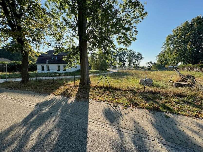 Haus zum Kaufen in Lütow 330.000 € 215 m²