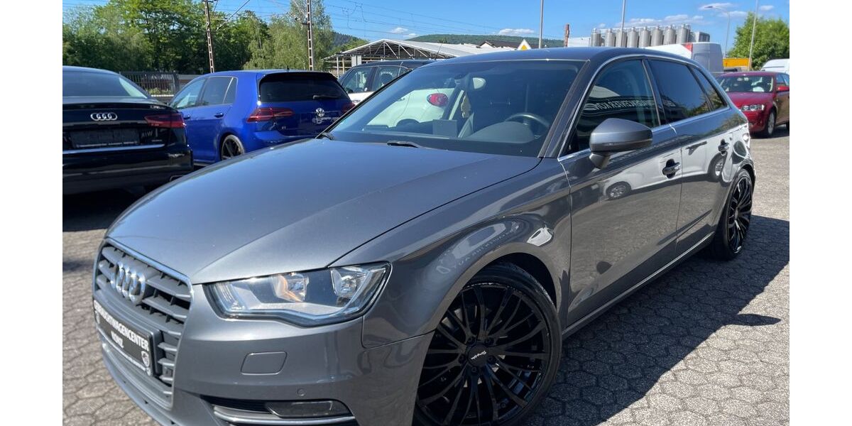 Audi A3 172.000 km 8.490 &euro; Konz 54329