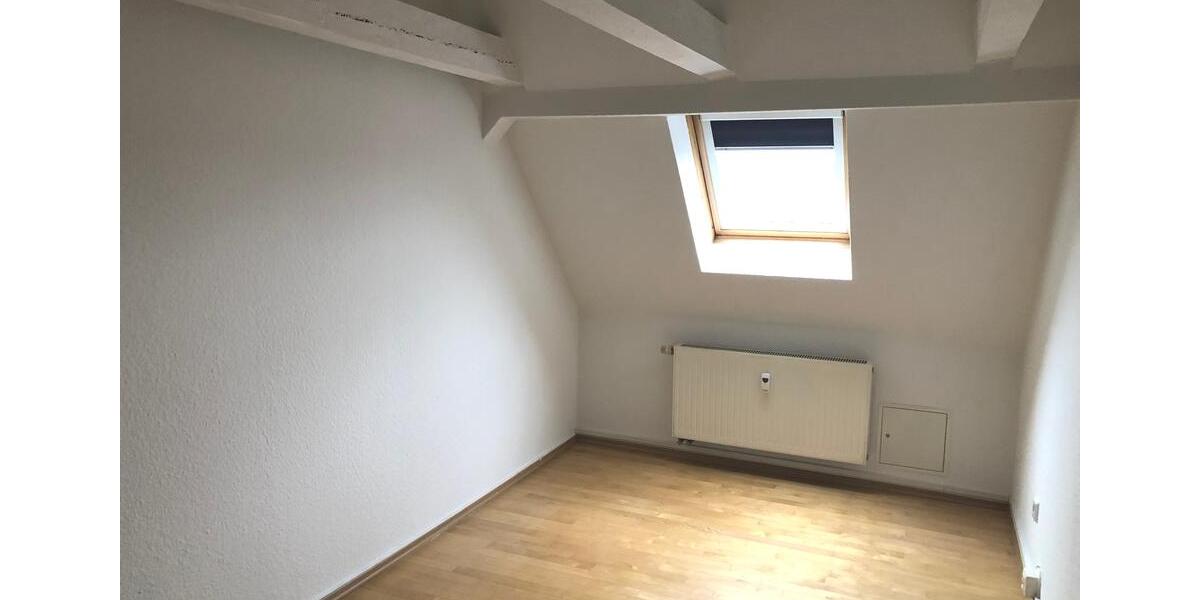 Etagenwohnung Werdau - 3.5 Zimmer, 90 m&sup2;, 495&euro; | Angebot:26252666