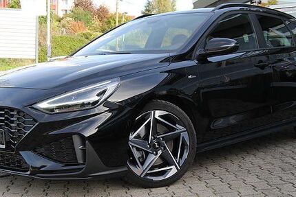 Hyundai i30 23.250 km 20.990 &euro; Frankenberg 09669