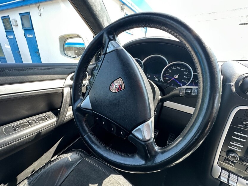 Porsche Cayenne 162.479 km 14.900 € Leipzig 04109