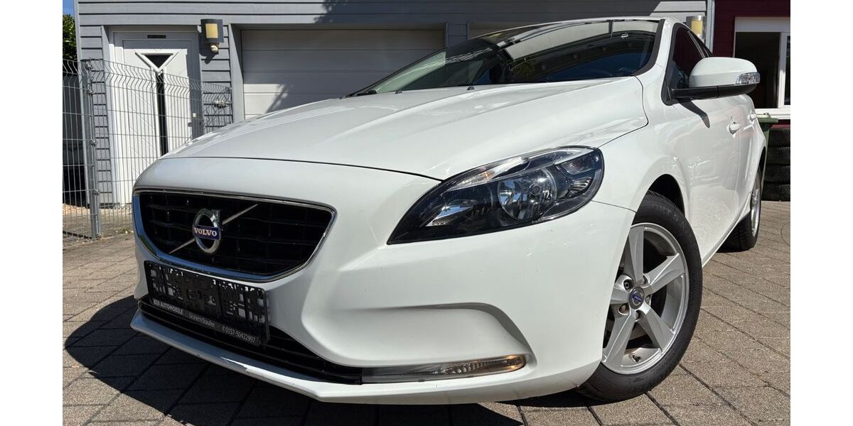 Volvo V40 146.000 km 11.900 &euro; Staufen Im Breisgau 79219