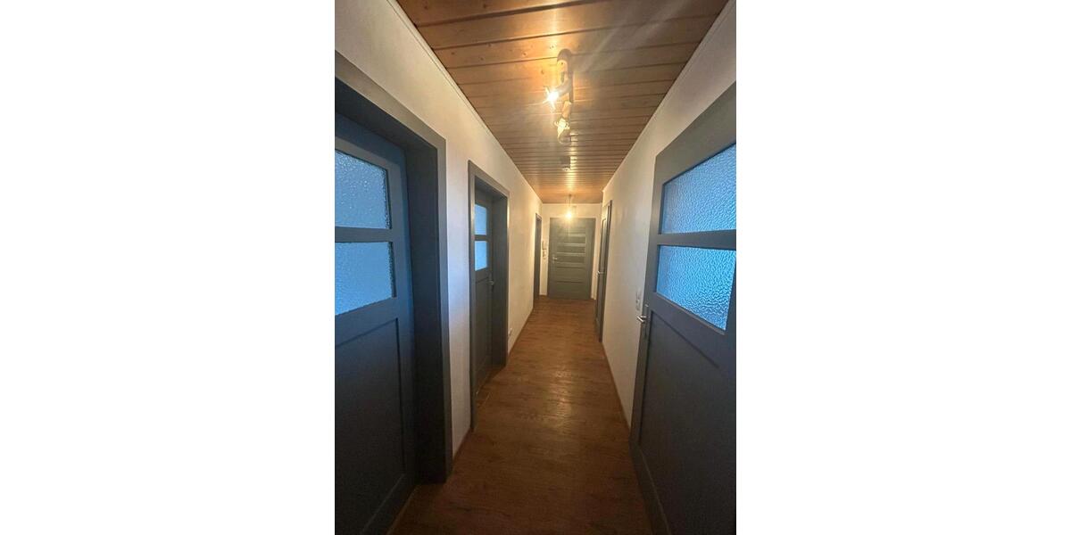 Dachgeschoßwohnung Lichtenfels - 4 Zimmer, 85 m&sup2;, 150.000&euro; | Angebot:26057932