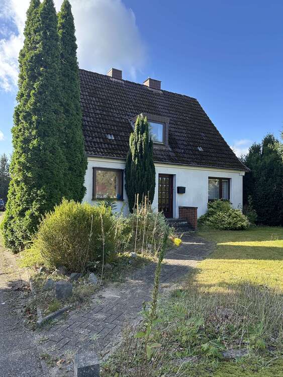 Haus zum Kaufen in Neumünster 222.222 € 112.25 m²