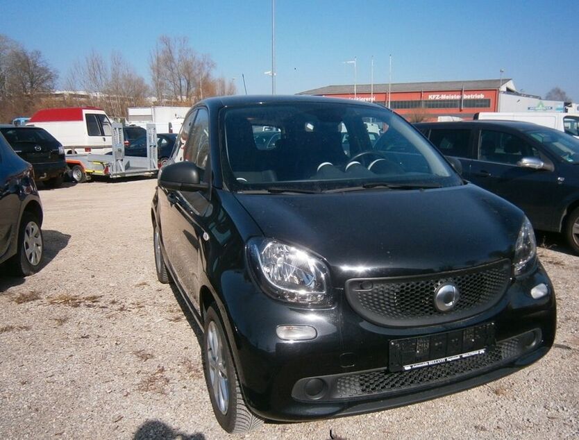 Smart ForFour 105.529 km 7.300 € Ingolstadt 85053