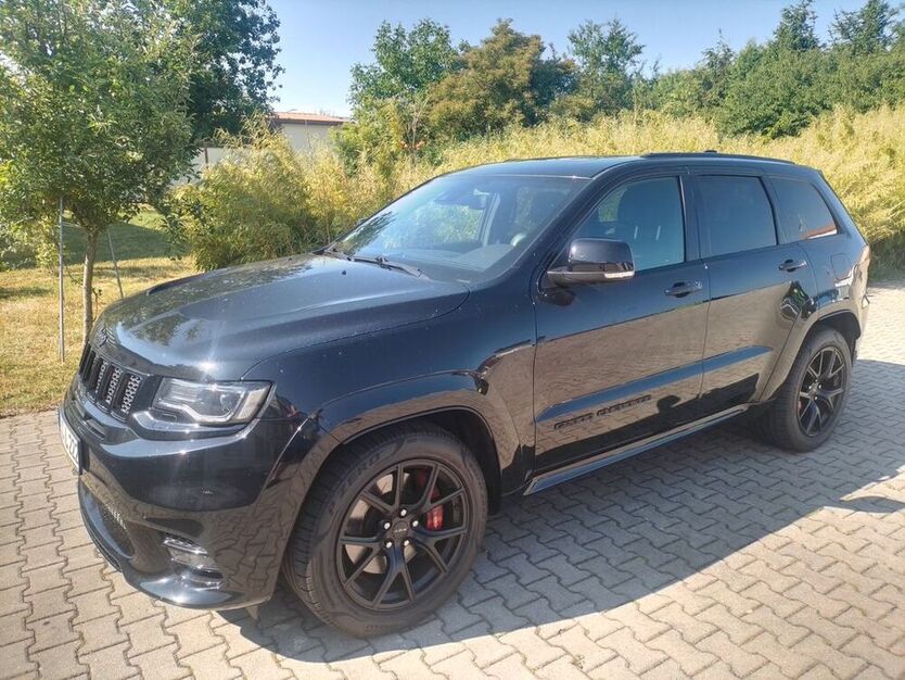 Grand Cherokee