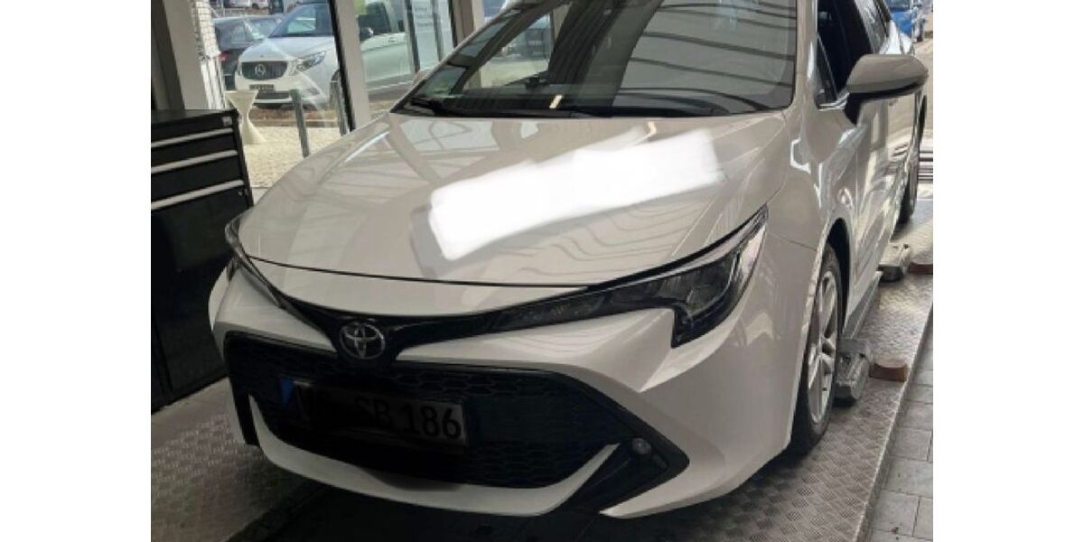 Toyota Corolla 41.000 km 17.500 &euro; Rietheim-Weilheim 78604