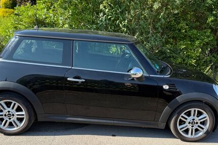 Mini ONE 165.000 km 4.600 &euro; Hameln 31787
